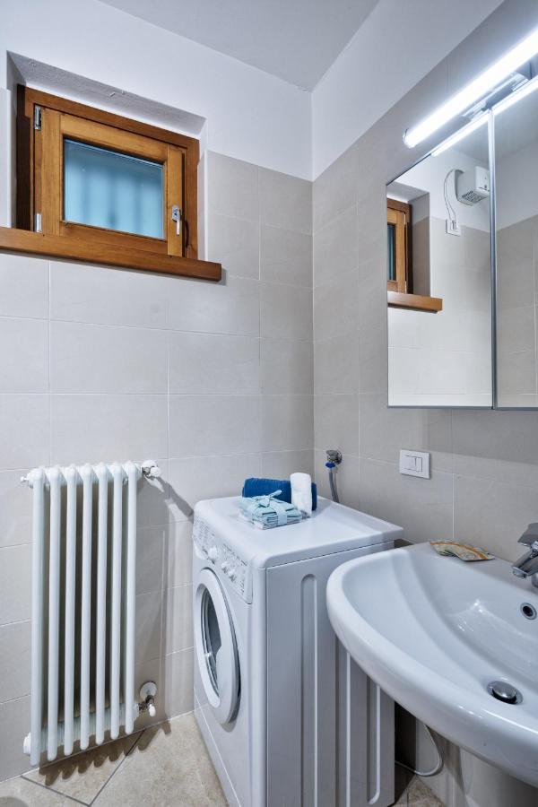 Casa Alessandro Con Piscina Di Garda * Salionze