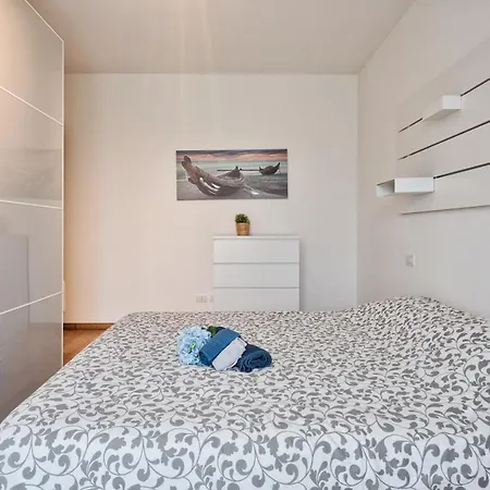 Casa Alessandro Con Piscina Lago Di Garda Salionze Exterior foto
